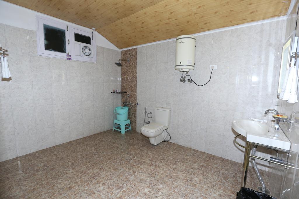 Hotel Natraj Manali Dharamshala Cameră foto